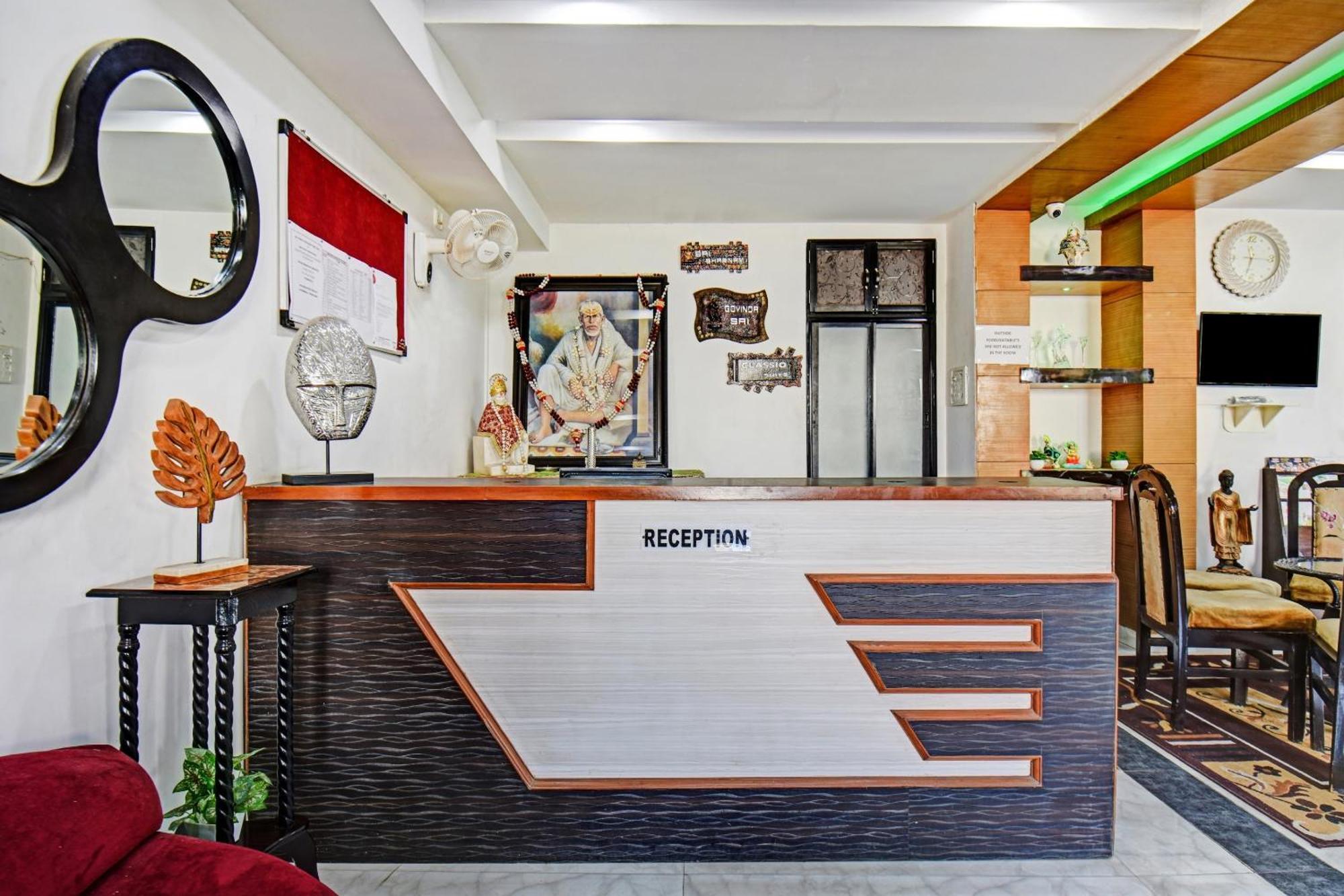 Townhouse Classio Suites Shirdi Bagian luar foto